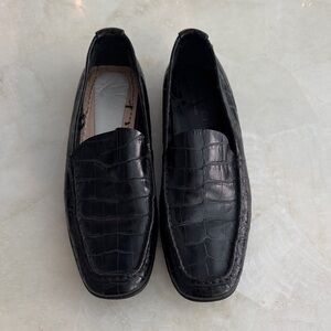 Gucci Black Crocodile Pattern Loafers
